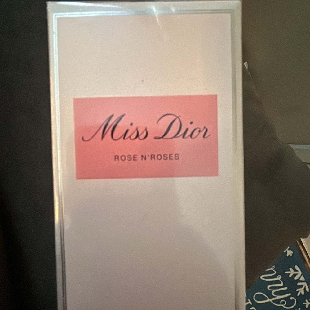 Miss Dior Rose N'Roses Perfume